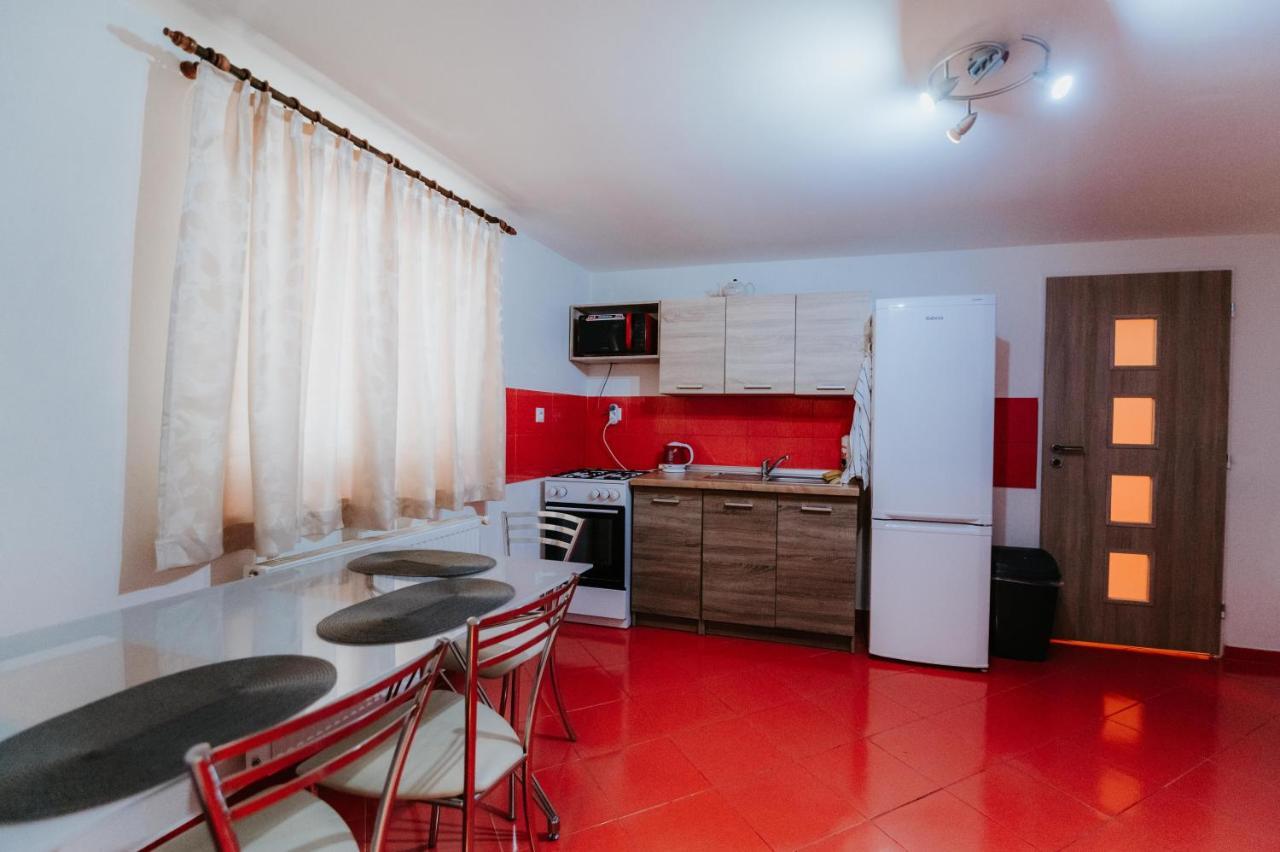 Ard Apartments - Левице Экстерьер фото