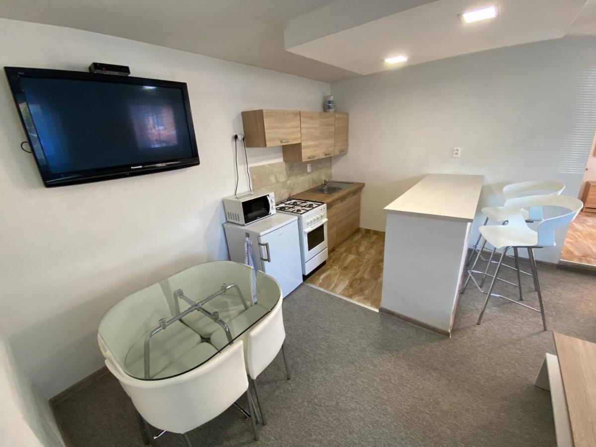 Ard Apartments - Левице Экстерьер фото